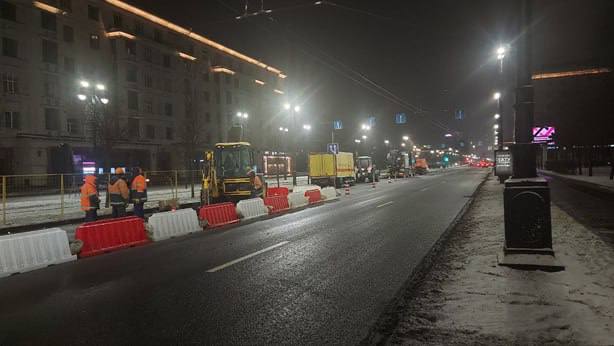Московский проспект сузили аварийные работы Водоканала