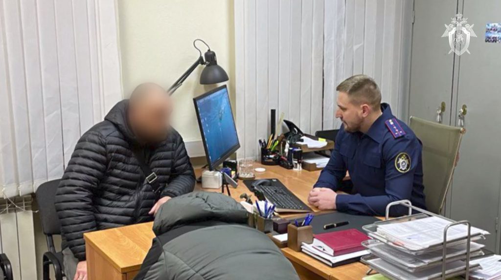 В Петербурге арестовали экс-начальника УМВД по делу о легализации более чем 100 тысяч мигрантов