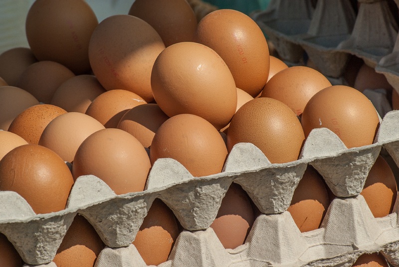 Стоимость десятка яиц в России упала до 131 рубля 