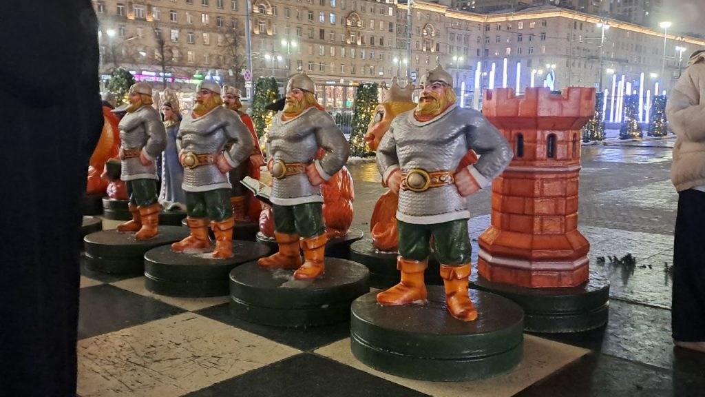Под Новый год у метро «Московская» ожили сказки Пушкина