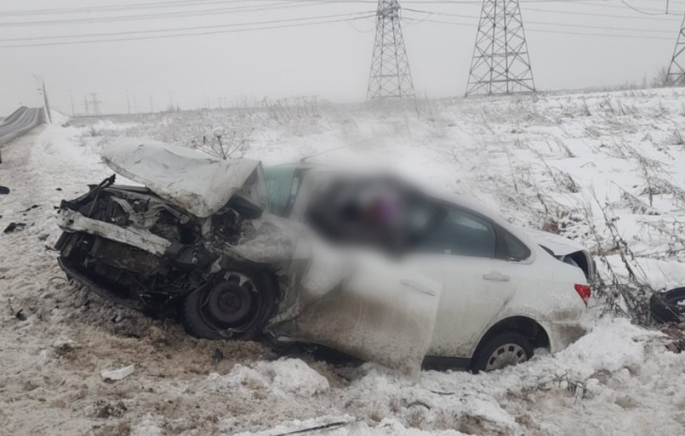 Водители двух Nissan погибли после столкновения в Шушарах