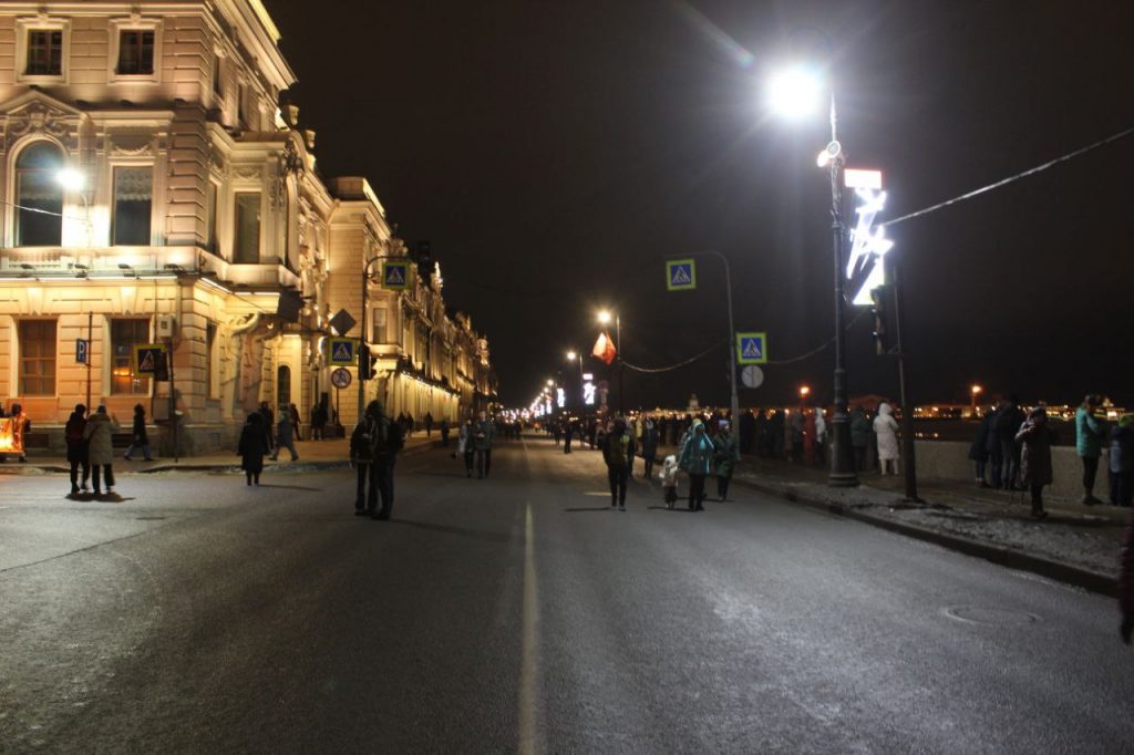 Центр Петербурга перекрыли перед салютом в честь 80-летия снятия блокады Ленинграда