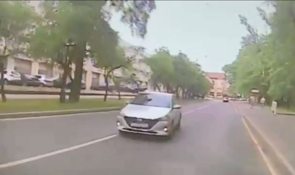 В Петербурге в суд ушло дело нетрезвого таксиста, врезавшегося в троллейбус