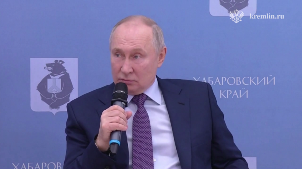 Путин пообещал посетить Курилы, где еще ни разу не был