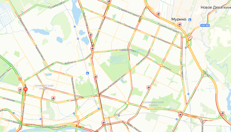 Петербург сковали пробки в 10 баллов
