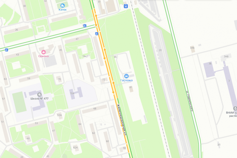 Пожар в автосервисе в Пушкине потушили спустя почти четыре часа