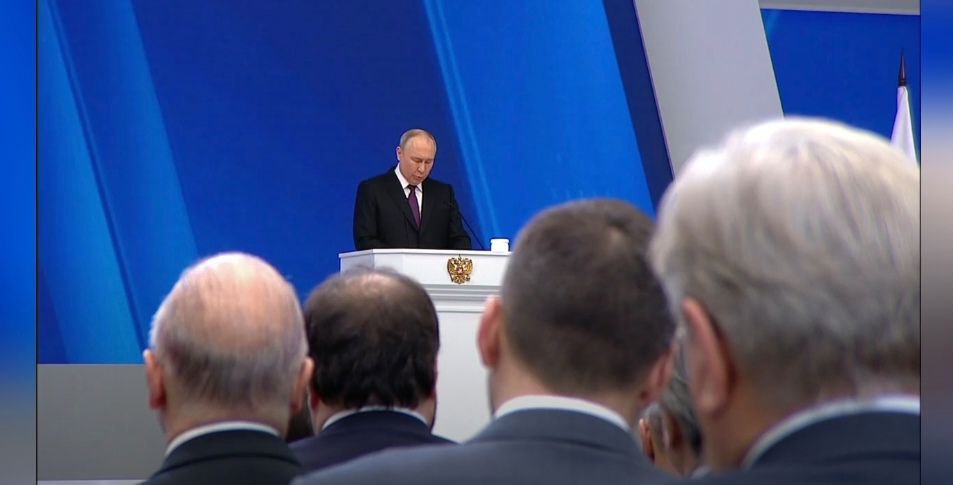Путин назвал бредом заявление Запада о нападении России на НАТО