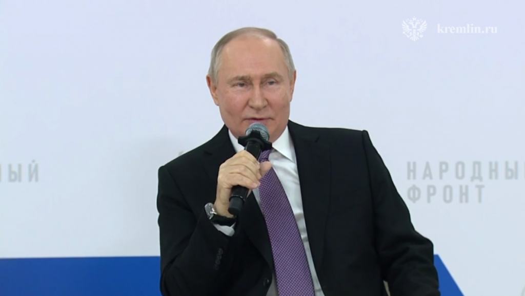 Путин заявил, что был уверен в желании крымчан вернуться к России