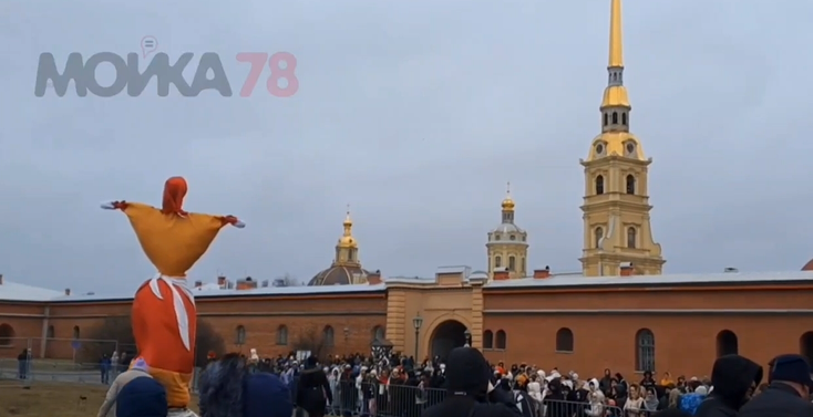 С минуты на минуту в Петропаловке сожгут Масленицу