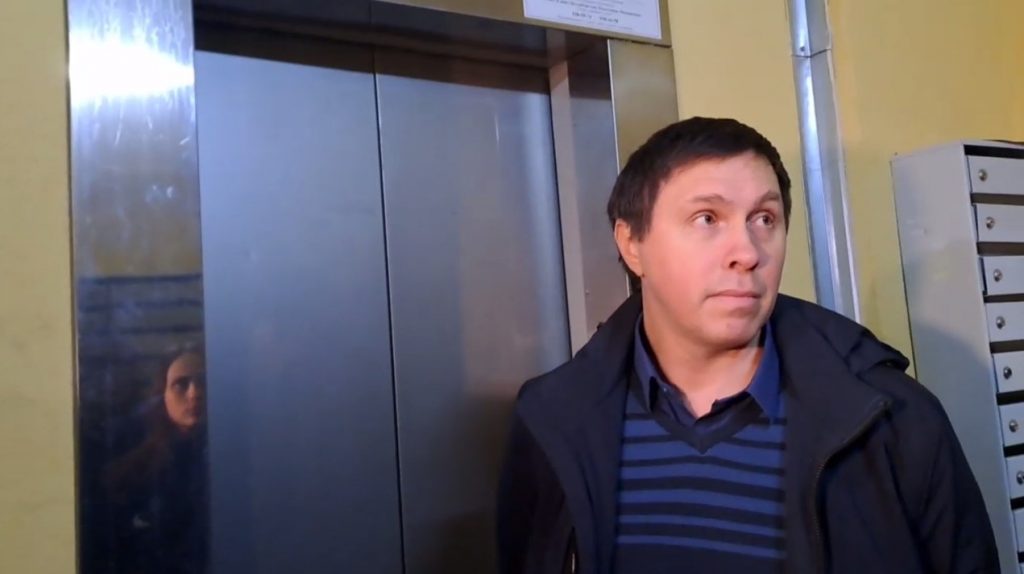 Жилком, комментируя ЧП с лифтом в Шушарах, уверяет, что Мамлеев у них не работает