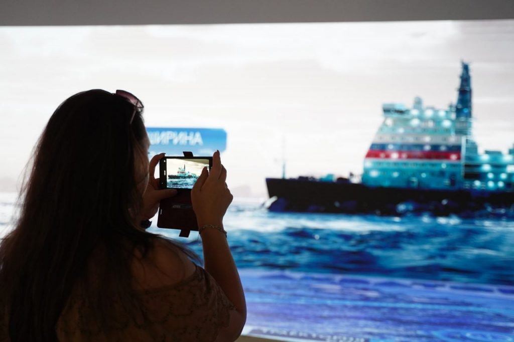 Билайн ускорил мобильный интернет в Музее военно-морской славы в Кронштадте