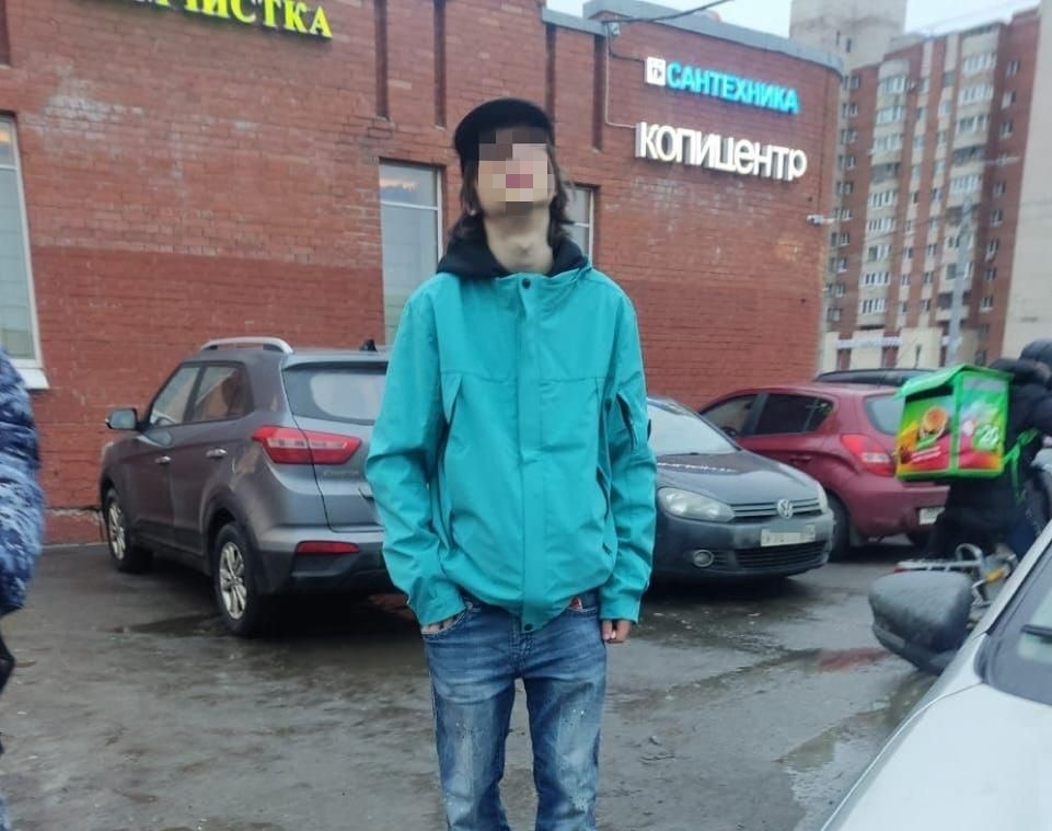 Студент выстрелил в петербуржца из аэрозольного пистолета на проспекте Ветеранов