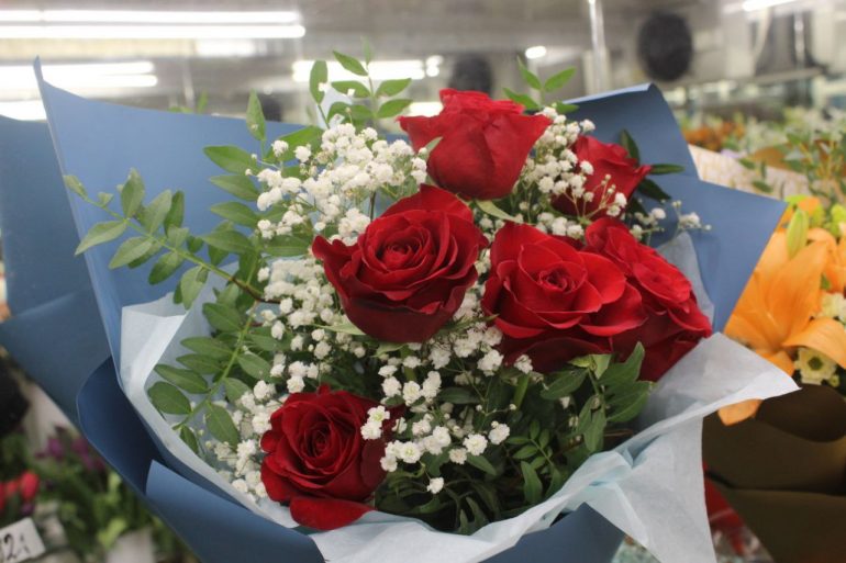 Символика цветов к 8 марта — как выбрать идеальный букет