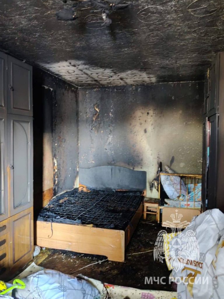 В Оренбурге фен устроил пожар в квартире с малышом