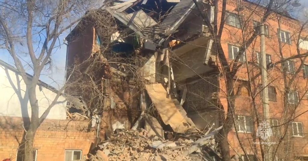В Хакасии обрушился жилой дом