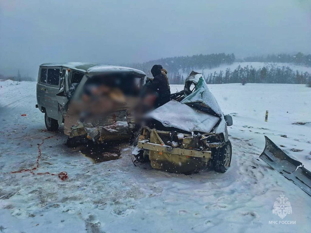Четыре жизни унесло ДТП на трассе в Якутии 