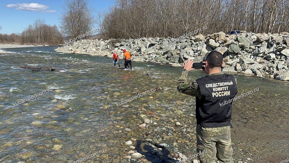 На Кубани в устье реки нашли тело мальчика с особенностями развития
