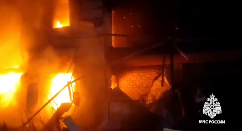 В Татарстане при монтаже натяжных потолков взорвался газовый баллон