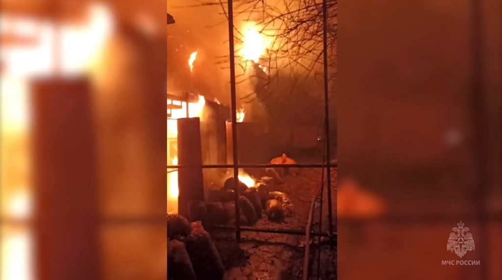В зоопарке в Евпатории из-за пожара погибло больше 200 животных