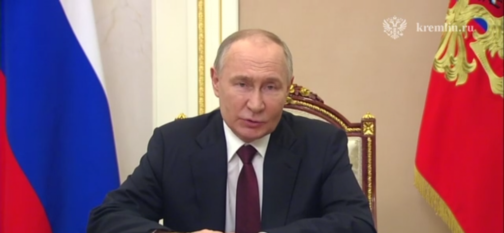 Путин назвал сохранение духовных ценностей условием для укрепления суверенитета