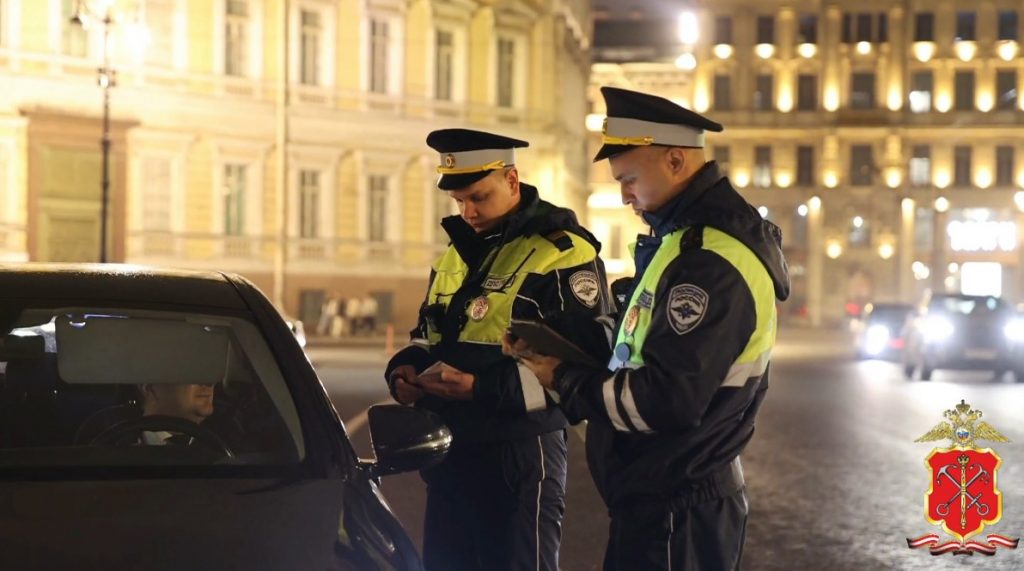ДПС поймала на выходных 256 пьяных петербуржцев, севших за руль