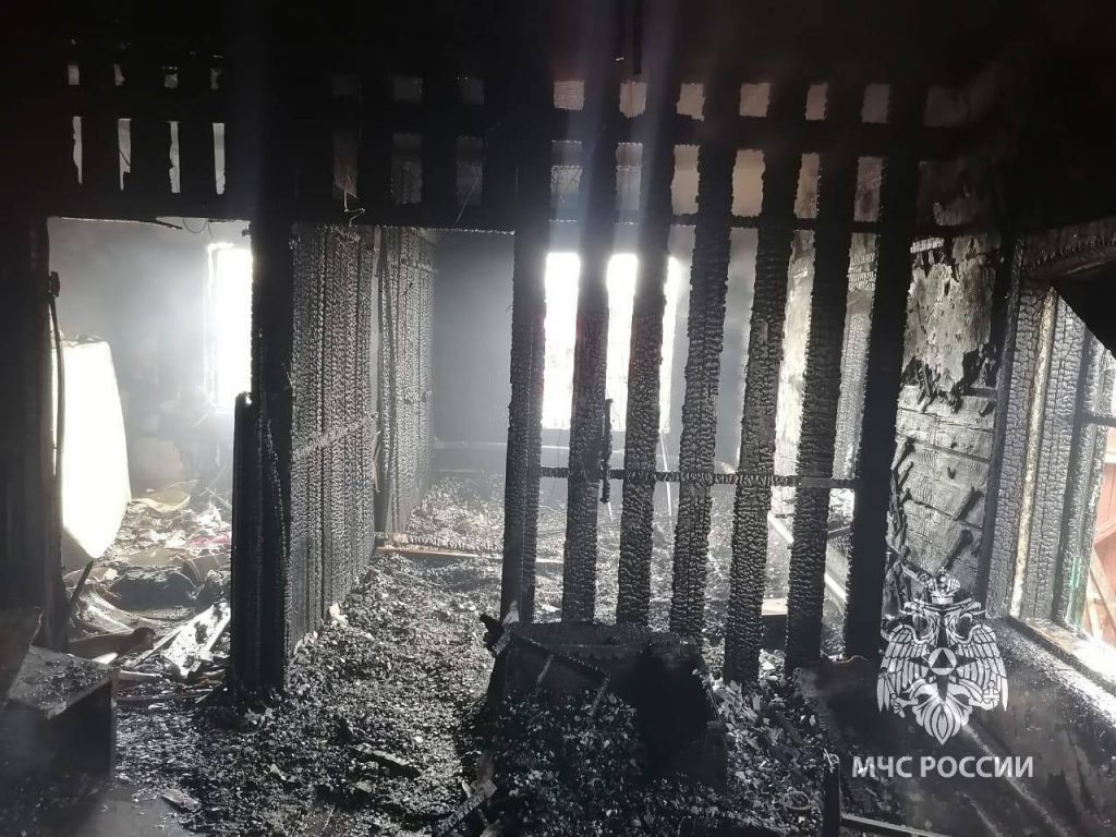 В Бурятии трое детей спрятались от огня в шкафу и погибли 