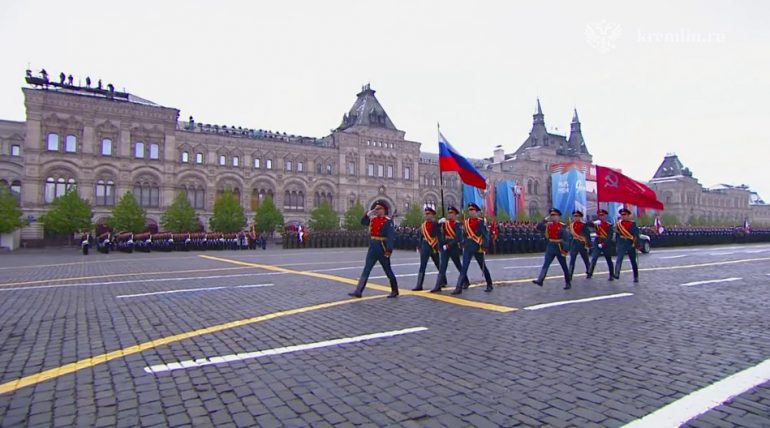 «За Россию! За Победу! Ура!»: Путин произнес речь на Красной площади