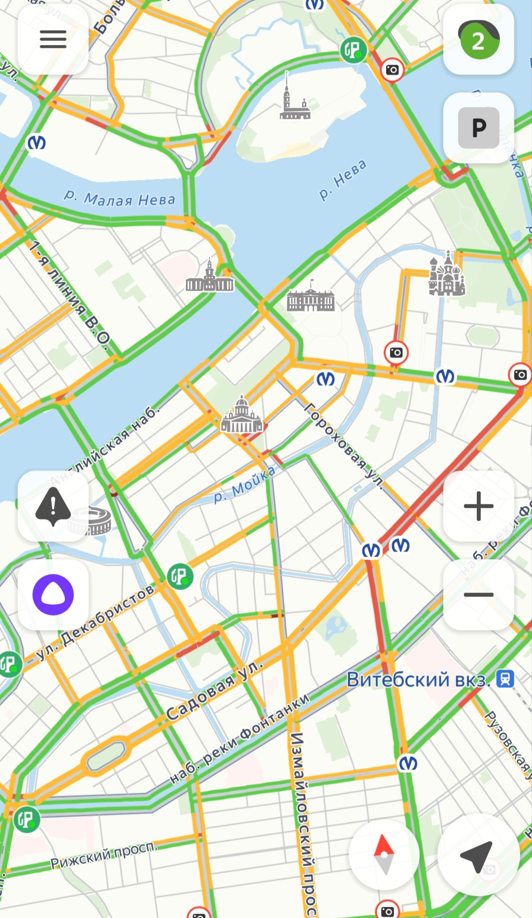 Центр Петербурга вернули водителям, но на КАД мощная пробка