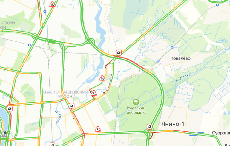 На КАД у Мурино растянулась пробка в 9 км