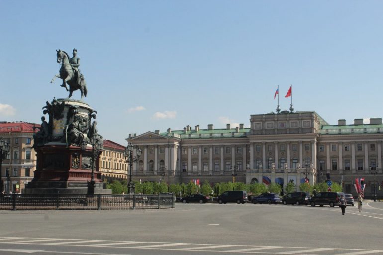 Липовый сад на Синем мосту у Мариинского дворца открылся