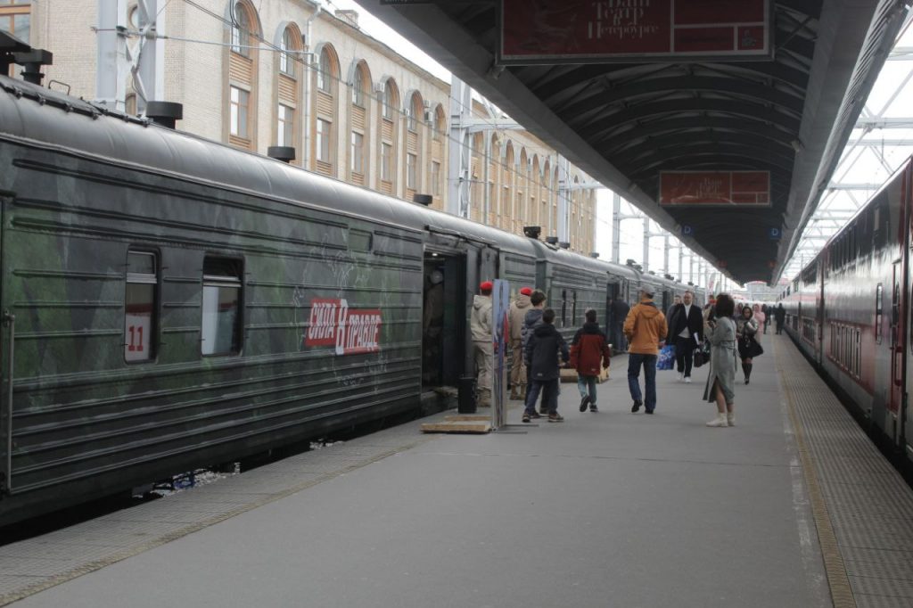 Поезд Минобороны «Сила в правде» с трофейной Bradley один день был в Петербурге