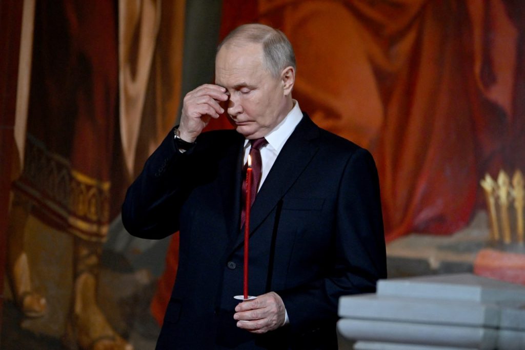 Путин заявил, что праздник Пасхи в России объединяет миллионы человек