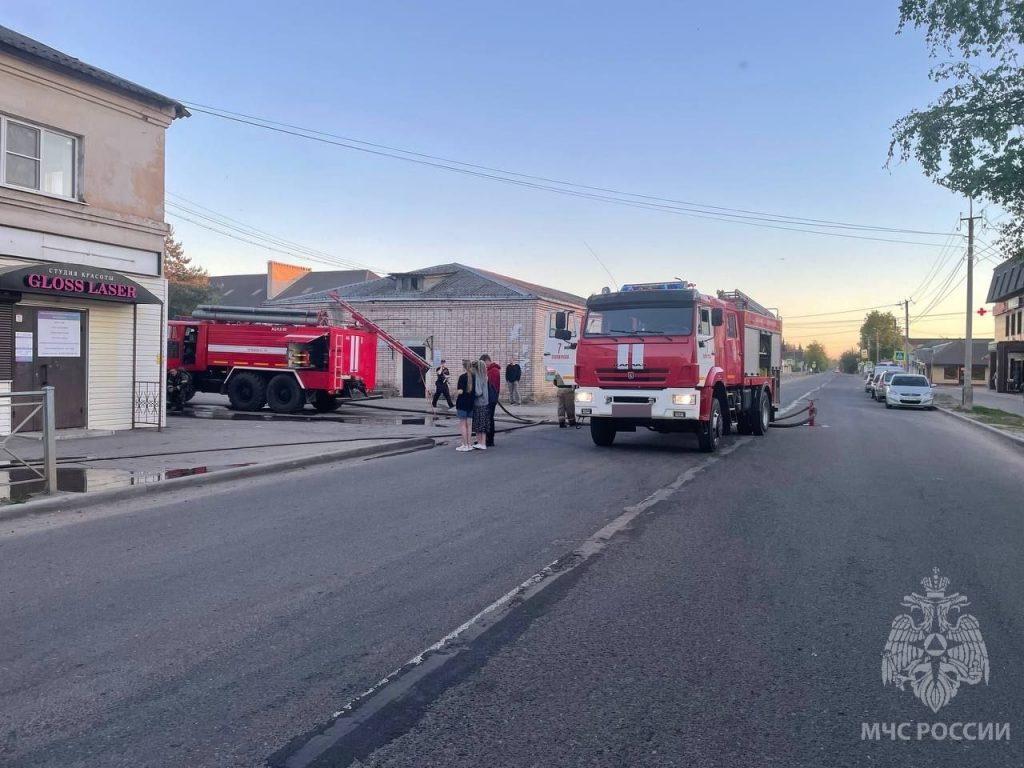 В пожаре в доме в Новгородской области погиб человек