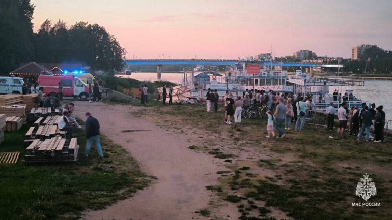 В Великом Новгороде в реке утонули четыре индийских студента