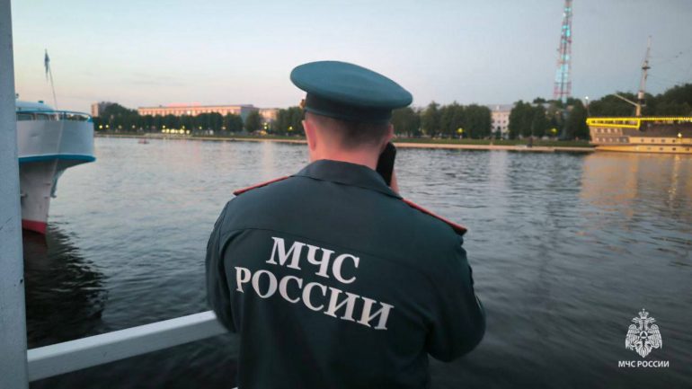 В Великом Новгороде в реке утонули четыре индийских студента