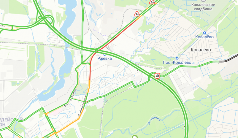 Пробка скопилась на Выборгском шоссе у Парголово