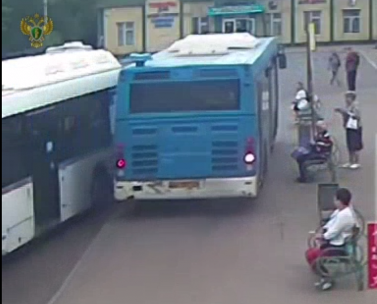 СК возбудил дело после смертельного ДТП в Домодедово с автобусом