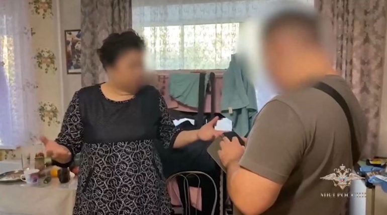 В Петербурге арестовали операторов 150 фейк-сайтов по продаже техники