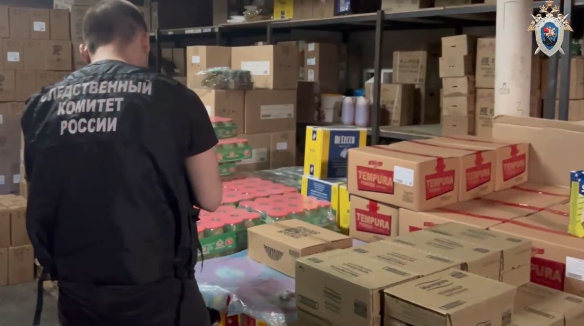 Попова раскрыла причины вспышки ботулизма в России