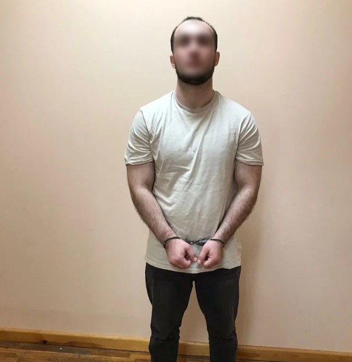 Крепкие мужские объятия в такси лишали петербуржцев денег и мобильных