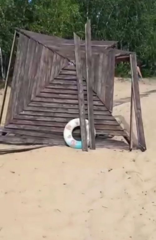 В Чебоксарах пляжный гриб сломал ребенку грудину