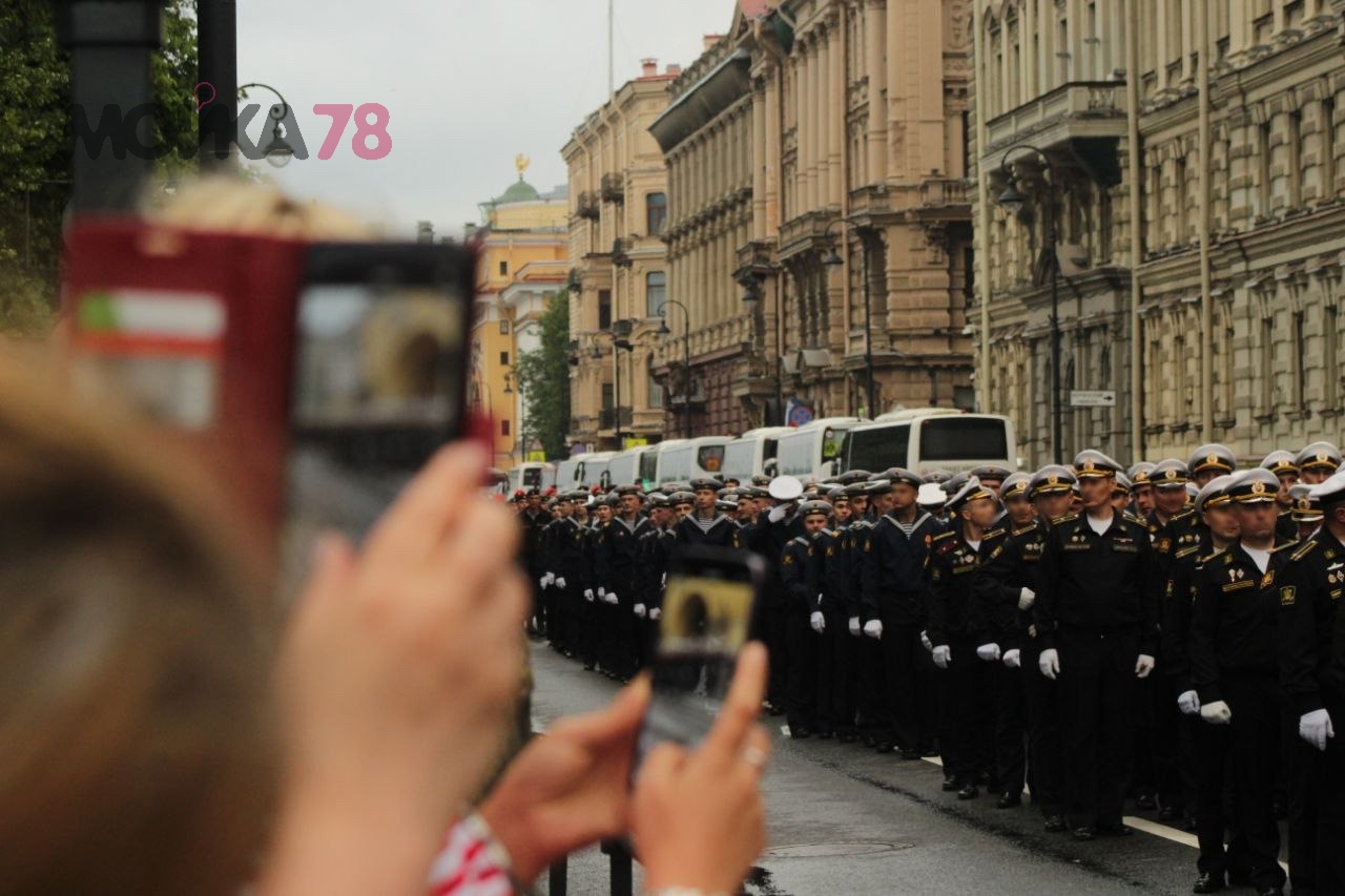 В Петербурге прошла репетиция военно-морского парада