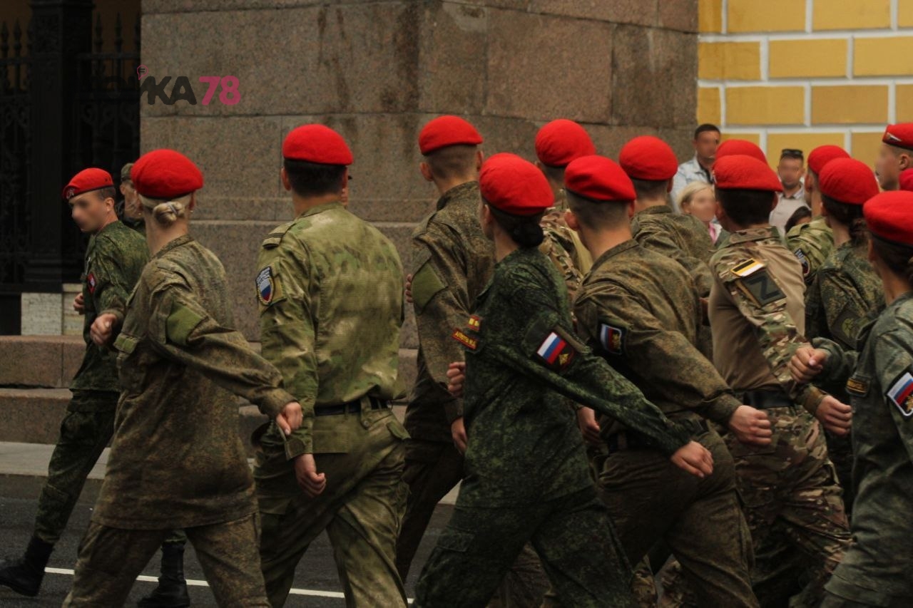 В Петербурге прошла репетиция военно-морского парада