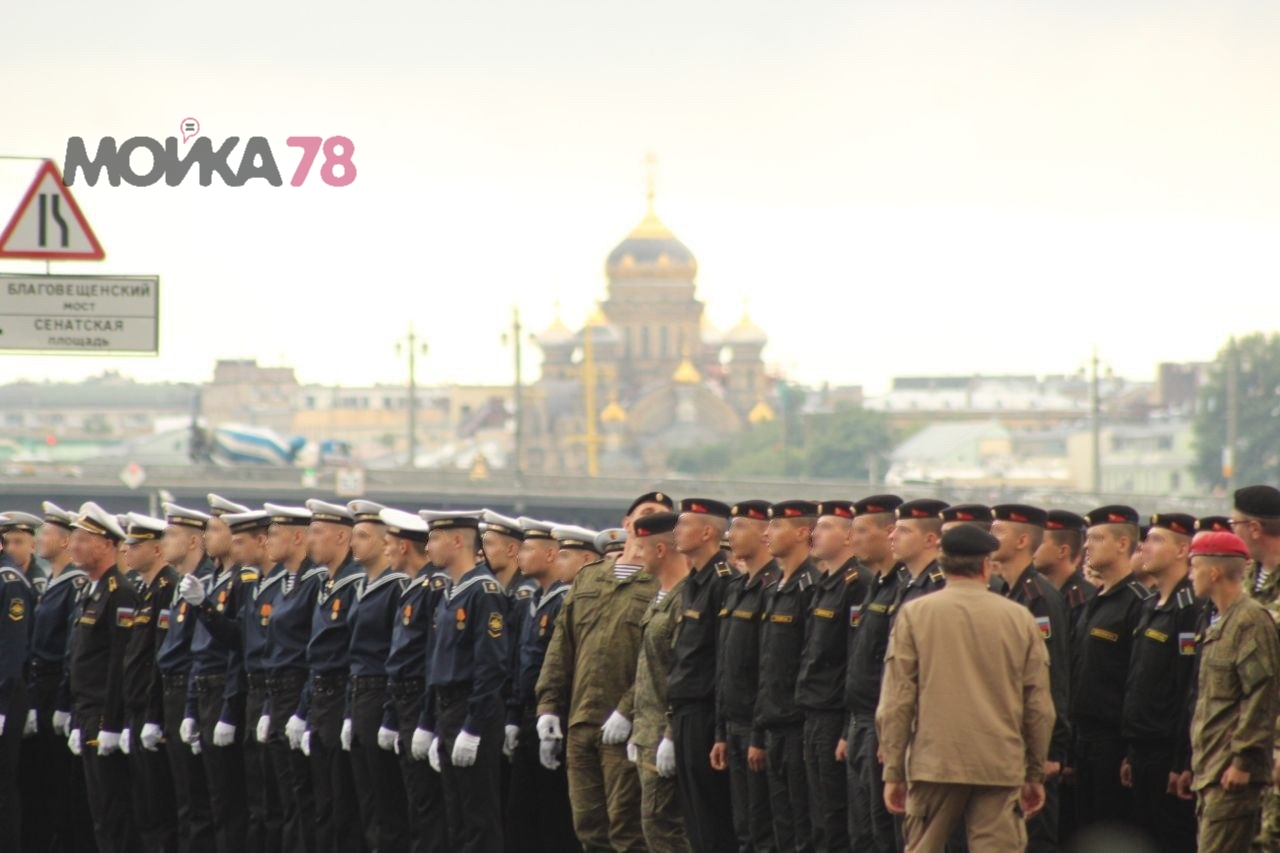 В Петербурге прошла репетиция военно-морского парада