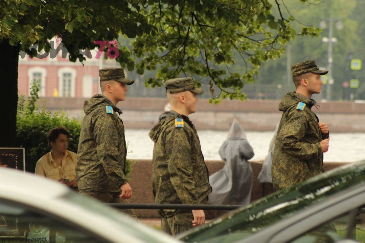 В Петербурге прошла репетиция военно-морского парада