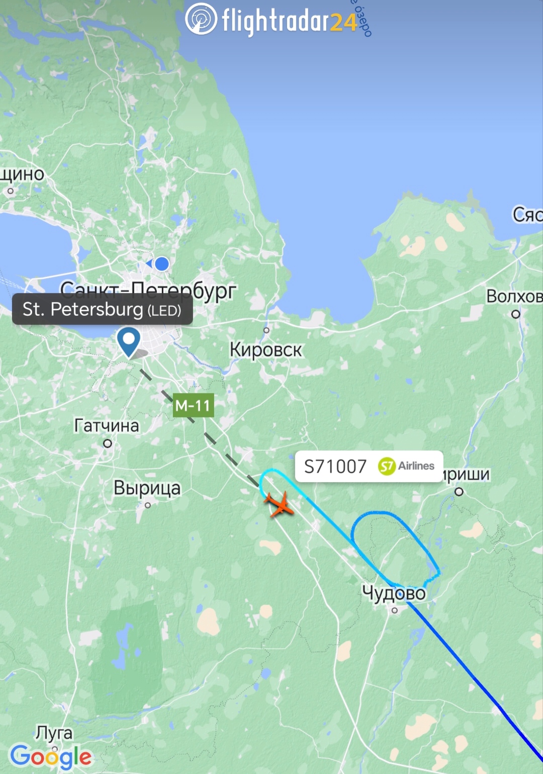 Самолеты кружат над Ленобластью в ожидании посадки в Пулково