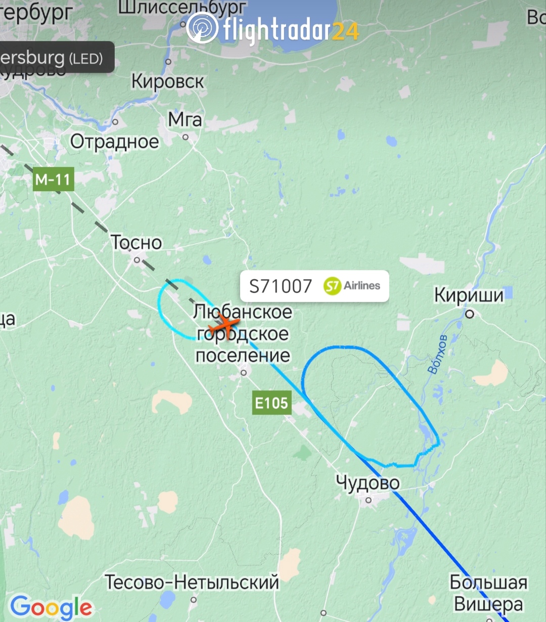 Самолеты кружат над Ленобластью в ожидании посадки в Пулково