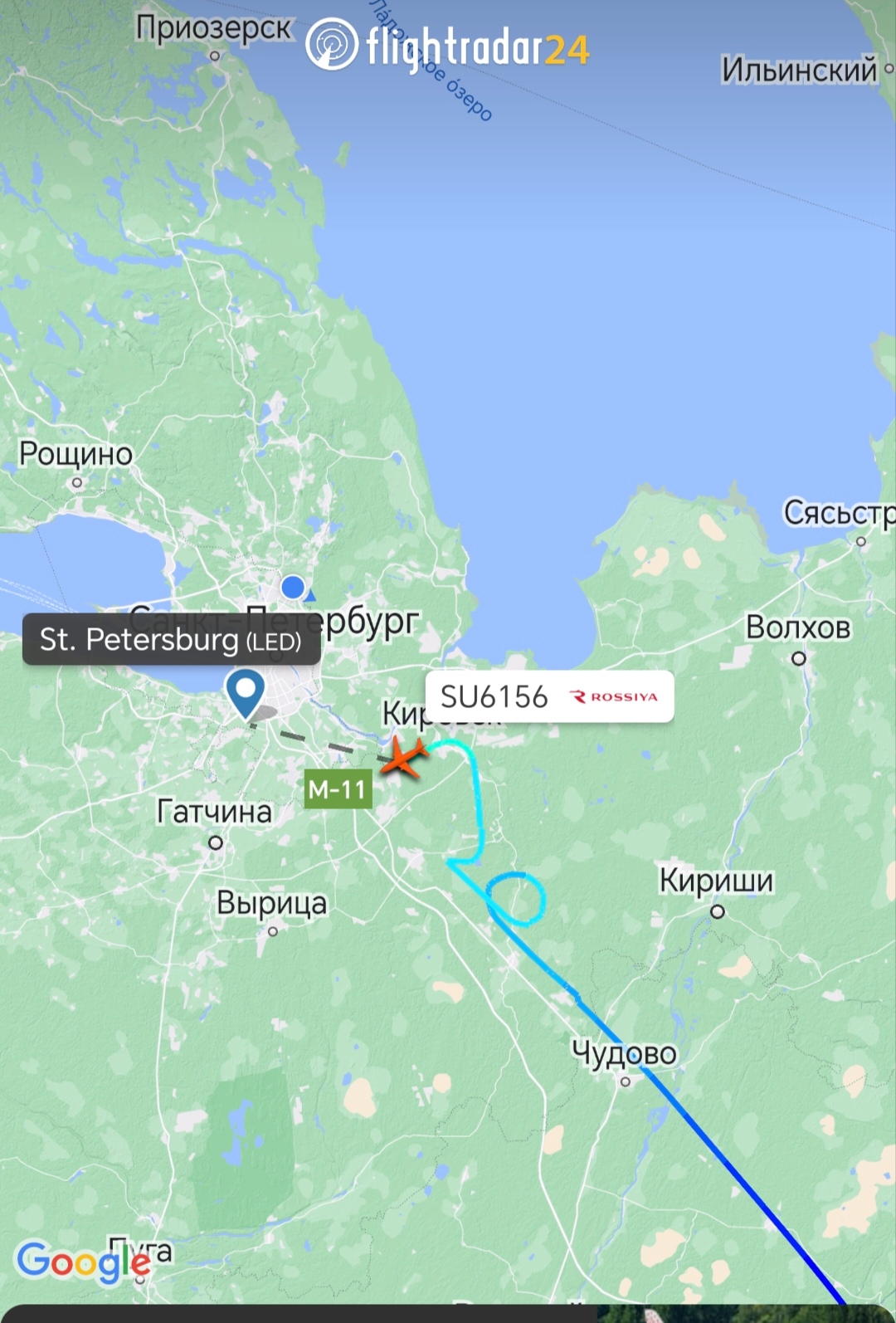 Самолеты крутятся над Ленобластью перед посадкой в Пулково