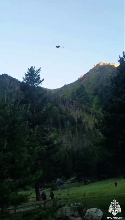 МЧС эвакуировало альпиниста из ущелья в Карачаево-Черкесии