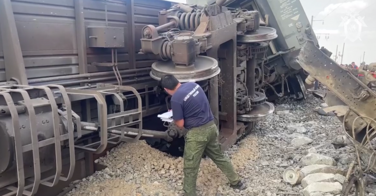 Умер водитель «Камаза», столкнувшегося с поездом под Волгоградом